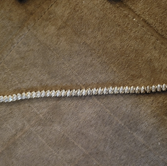 Sterling silver Cubic Zirconia Tennis Bracelet 7in - Picture 9 of 9